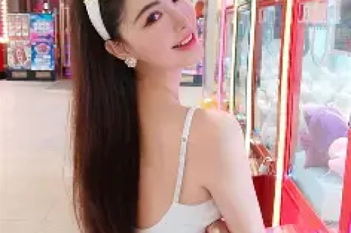 吃瓜：主持人、檀健次、王鹤棣、爽子、萨顶顶、余诗曼、王星越、